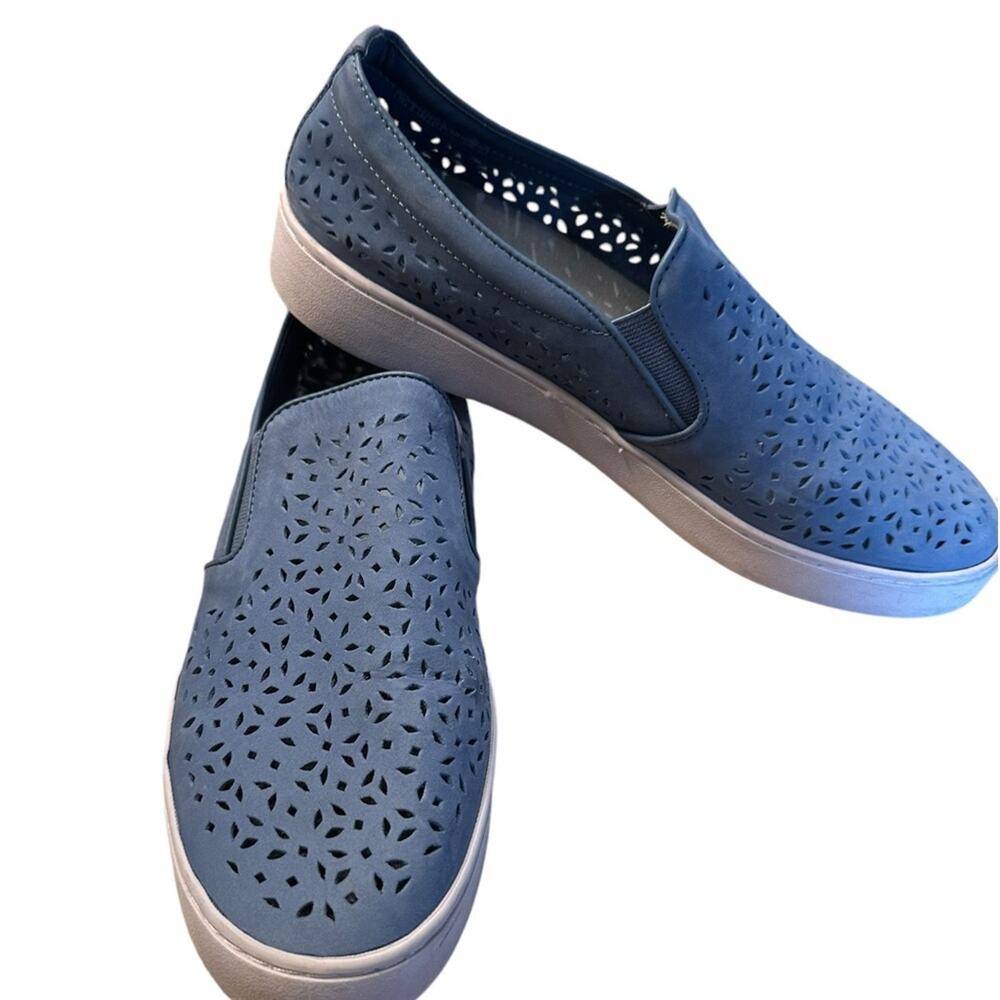 Vionic Women’s Size 10 Blue Nubuck Leather Slip On Sneakers - Picture 1 of 7